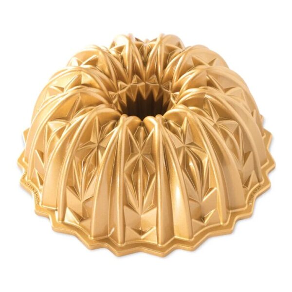 Nordic Ware Cut Crystal Bundt Cake Pan